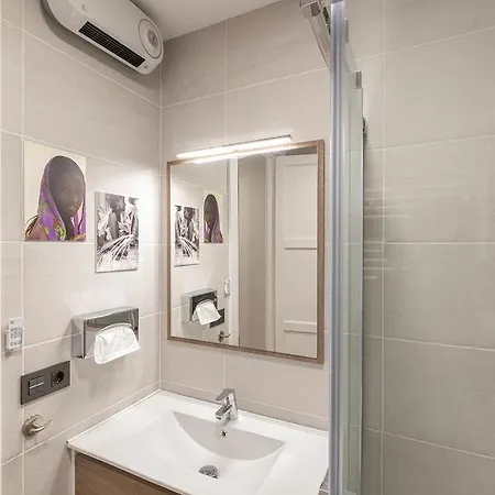 Alameda Recalde Centro Apartment *